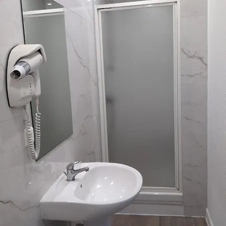 Le Saint-georges Saint-Georges-de-Mons